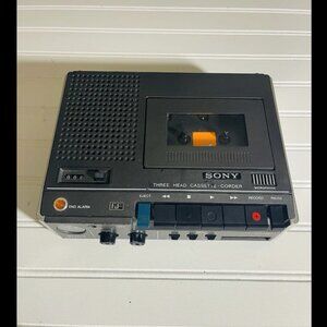 Sony Three Head Cassette recorder Tape Player TC-142 *For Parts/As Is* Untested
